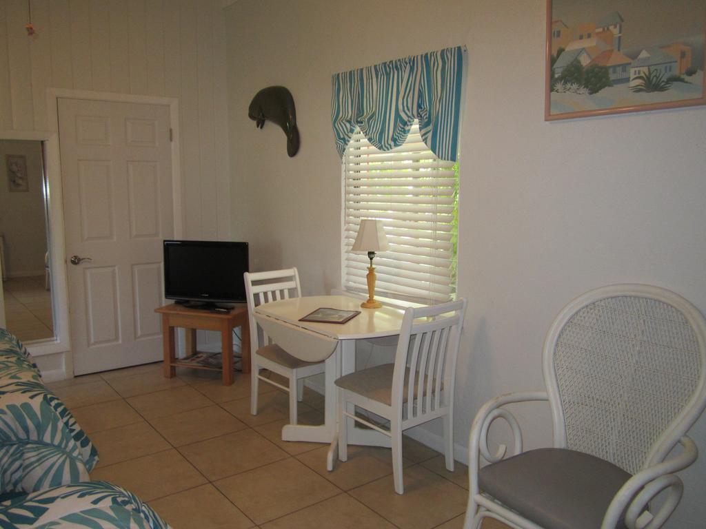 Anchor Inn And Cottages Sanibel Exterior photo