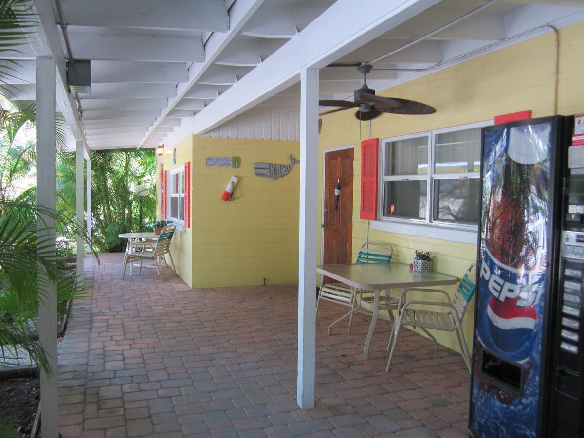 Anchor Inn And Cottages Sanibel Exterior photo